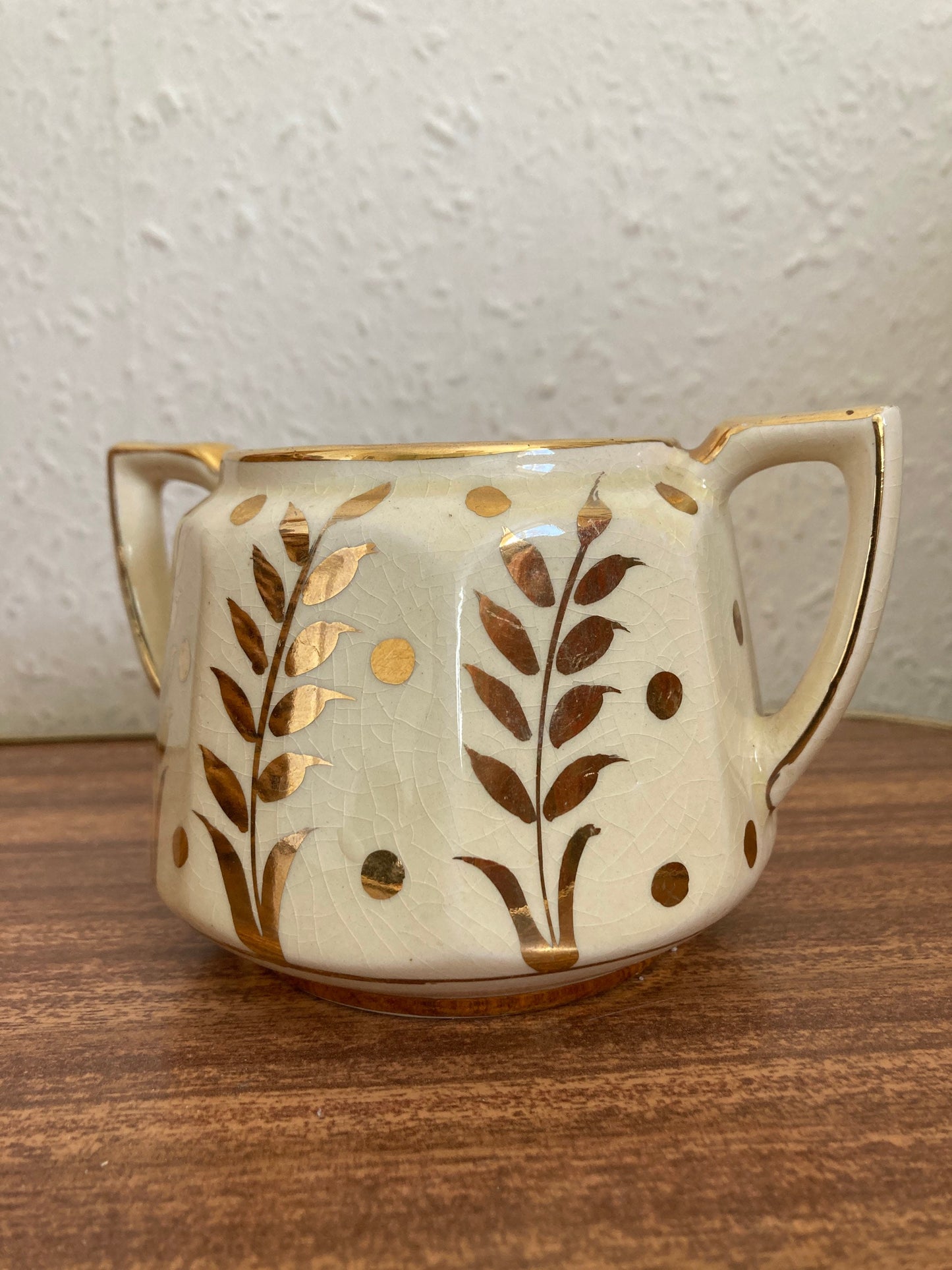 Vintage Price Bros Sugar Bowl, leaf pattern sugar bowl, gold and cream sugar bowl