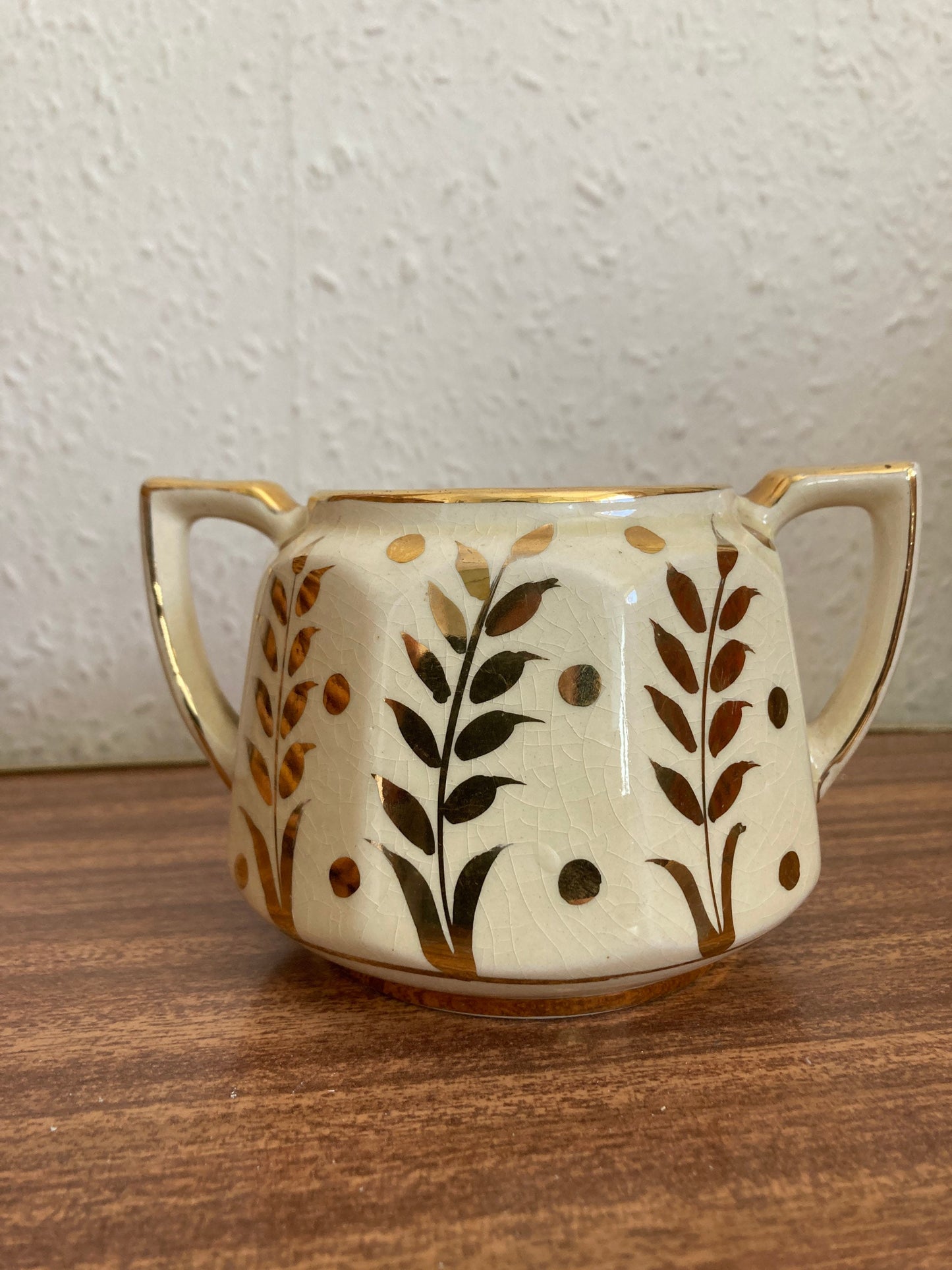 Vintage Price Bros Sugar Bowl, leaf pattern sugar bowl, gold and cream sugar bowl