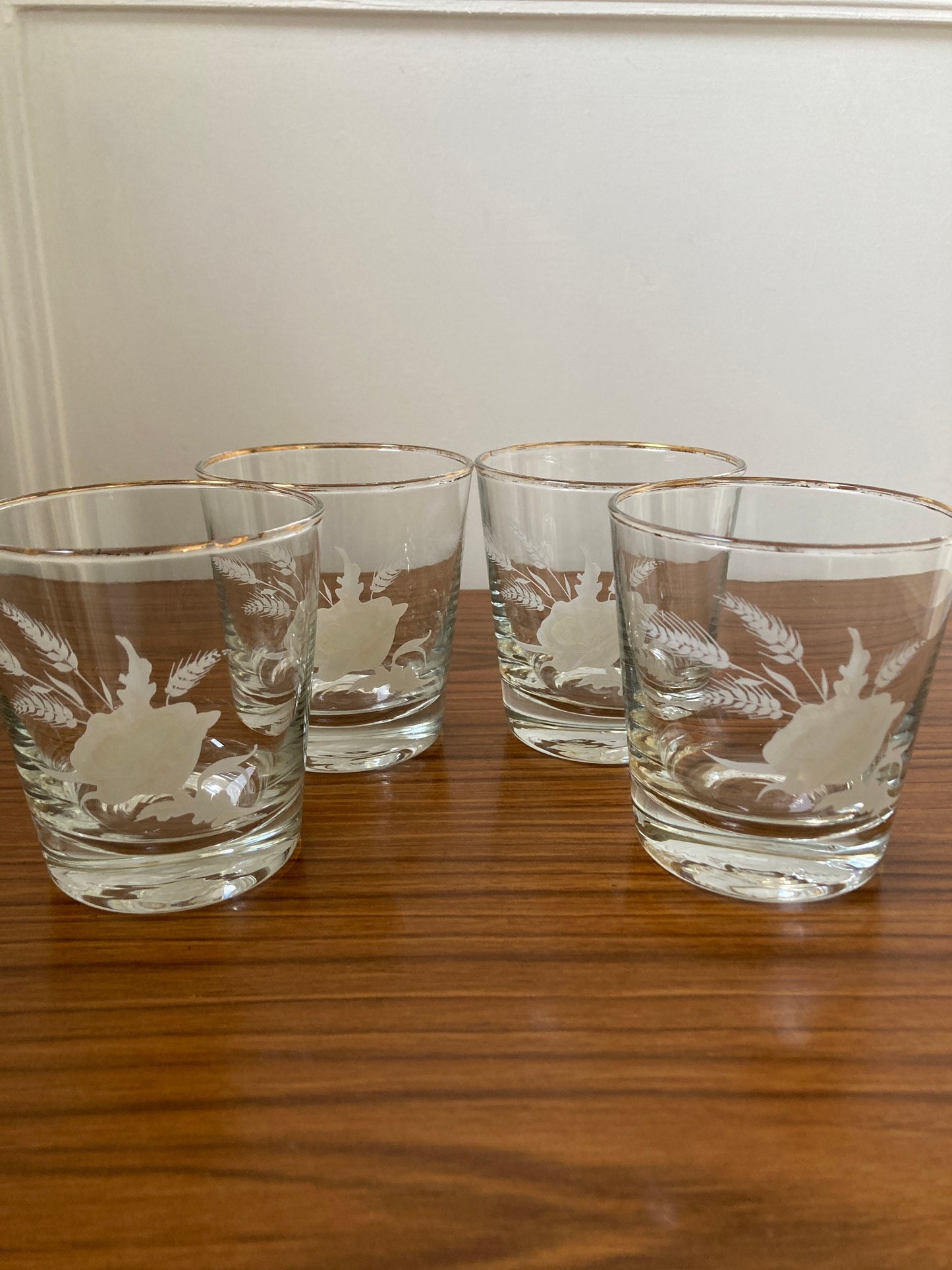 Four vintage white floral tumblers, etched vintage tumblers, vintage whiskey glasses, retro low ball glasses, floral and wheat glasses