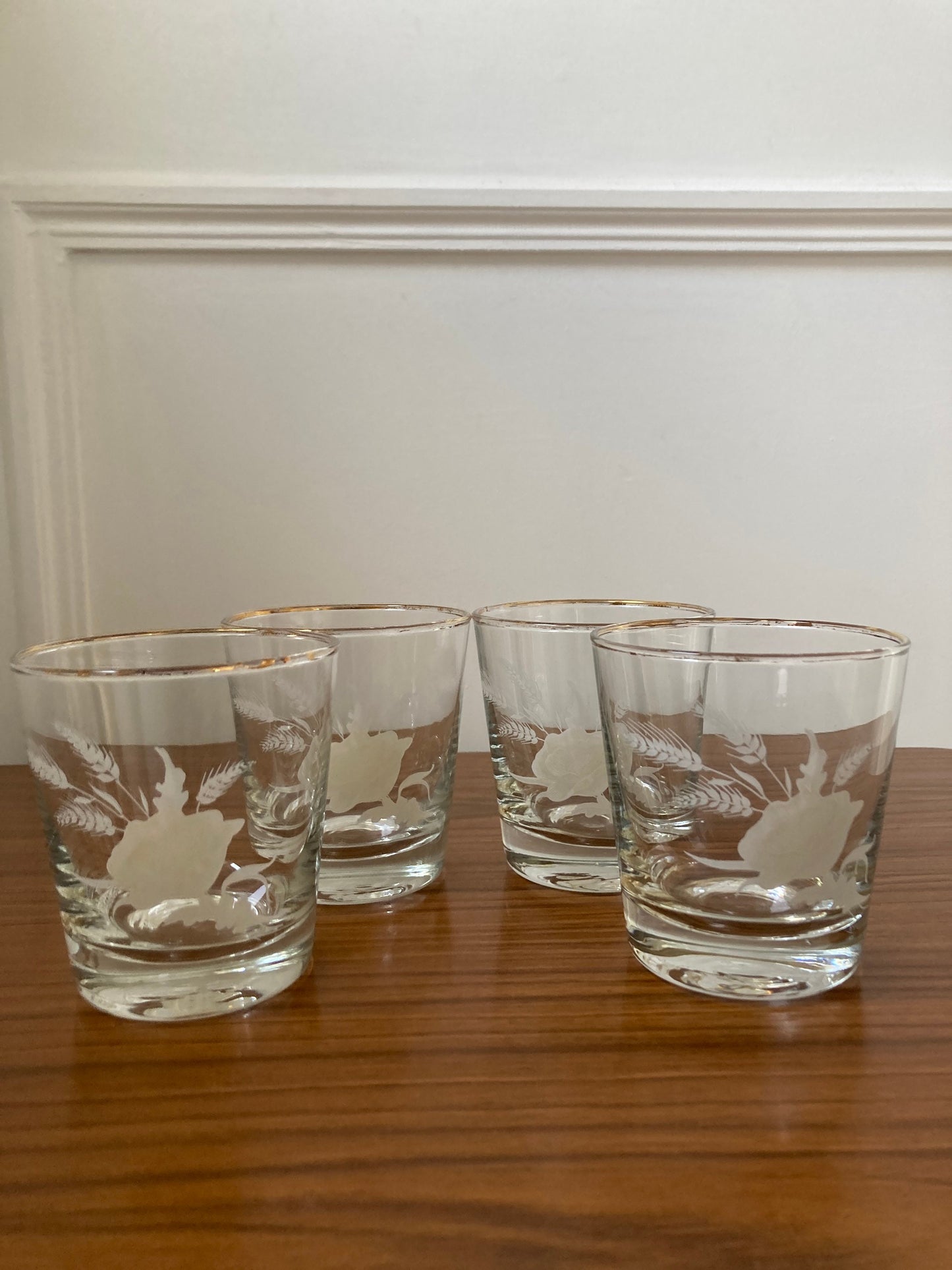 Four vintage white floral tumblers, etched vintage tumblers, vintage whiskey glasses, retro low ball glasses, floral and wheat glasses