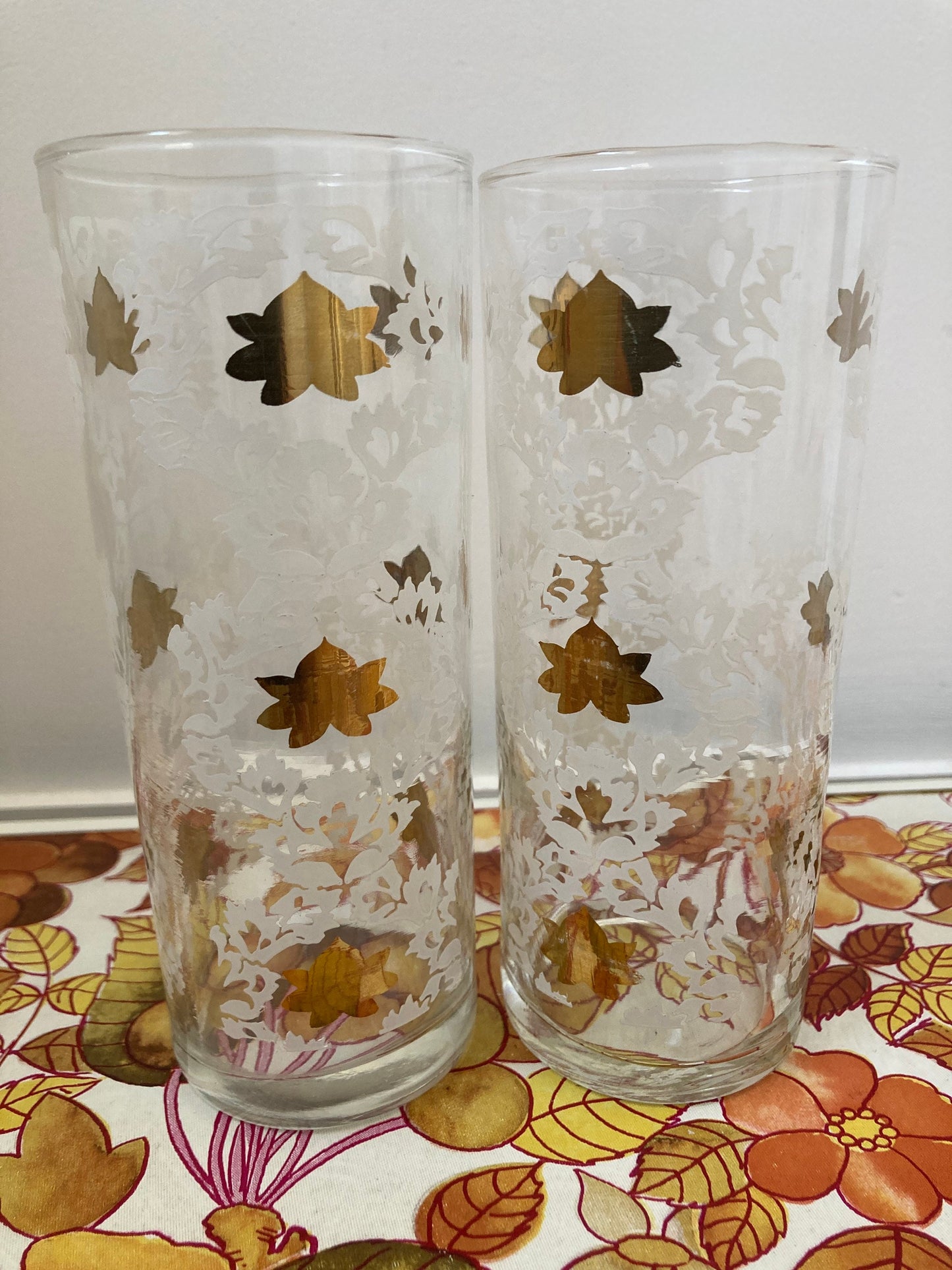 Vintage highball glasses, 1950s tall tumblers, Tom Collins glasses, gold foliage glasses