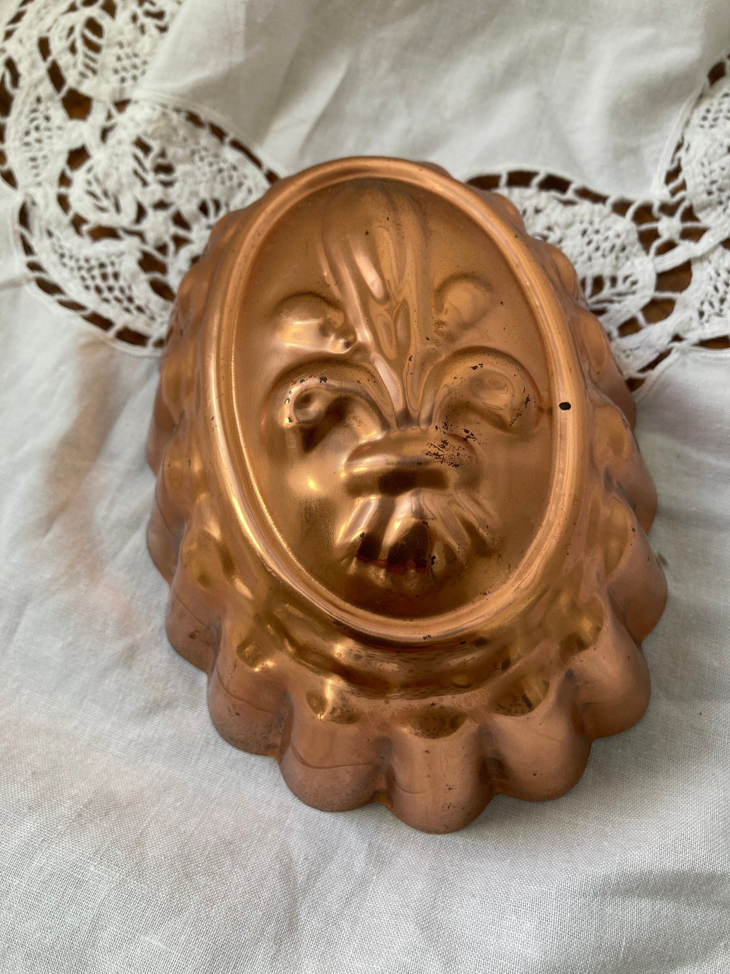 Vintage copper jelly mould, vintage Fleur de Lis jelly mould, Tagus Portugal Copper