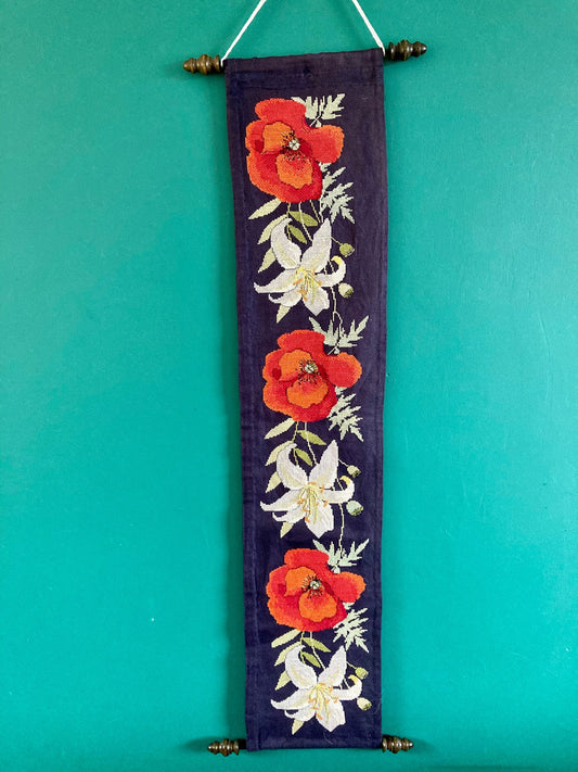 Vintage floral colourful tapestry, vintage floral wall hanging, vintage floral wall hanging scroll