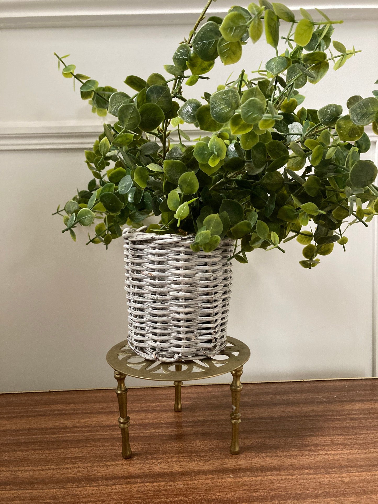 Vintage Brass Trivet, round Brass Trivet, Rustic Brass Trivet