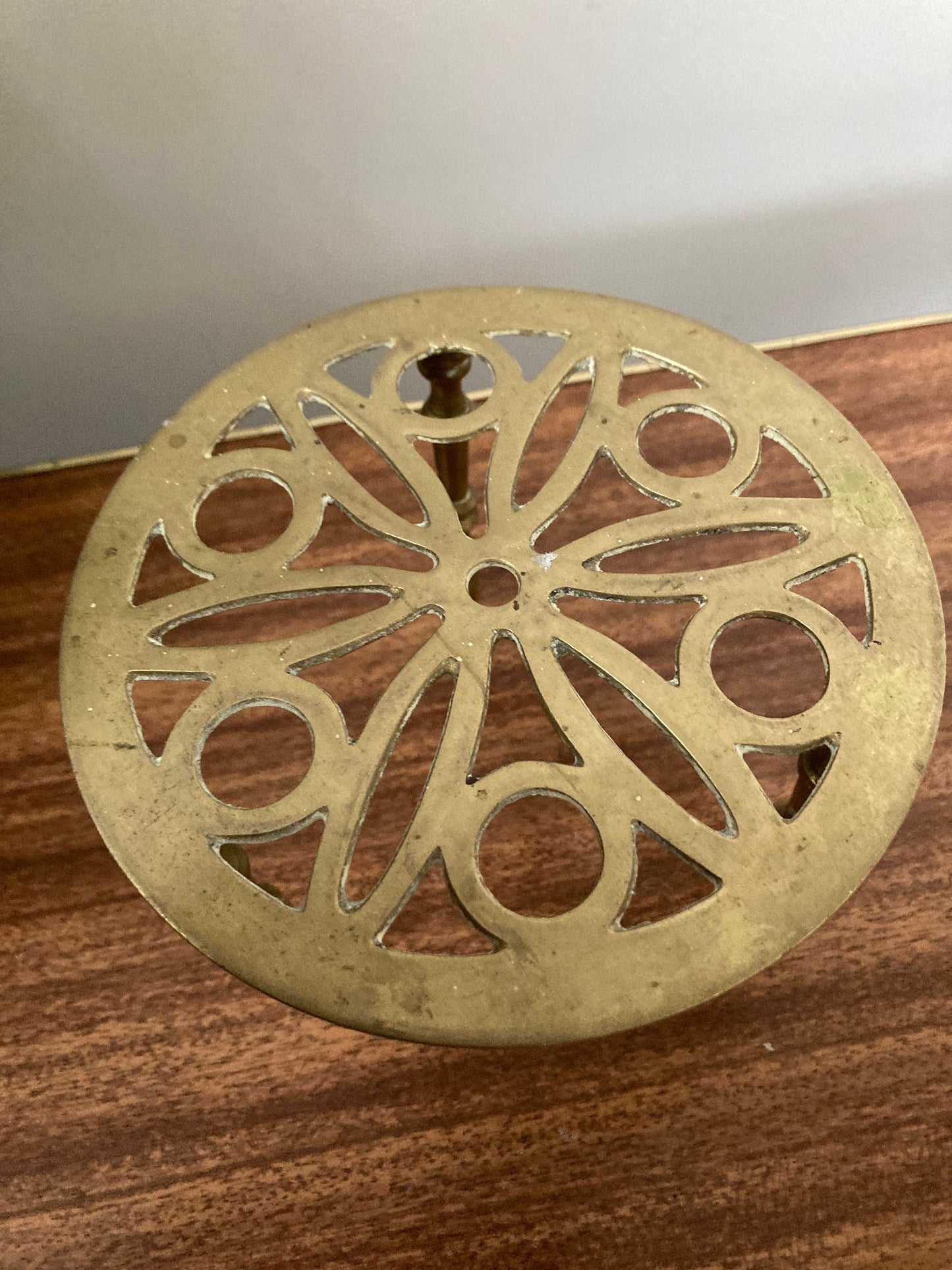 Vintage Brass Trivet, round Brass Trivet, Rustic Brass Trivet