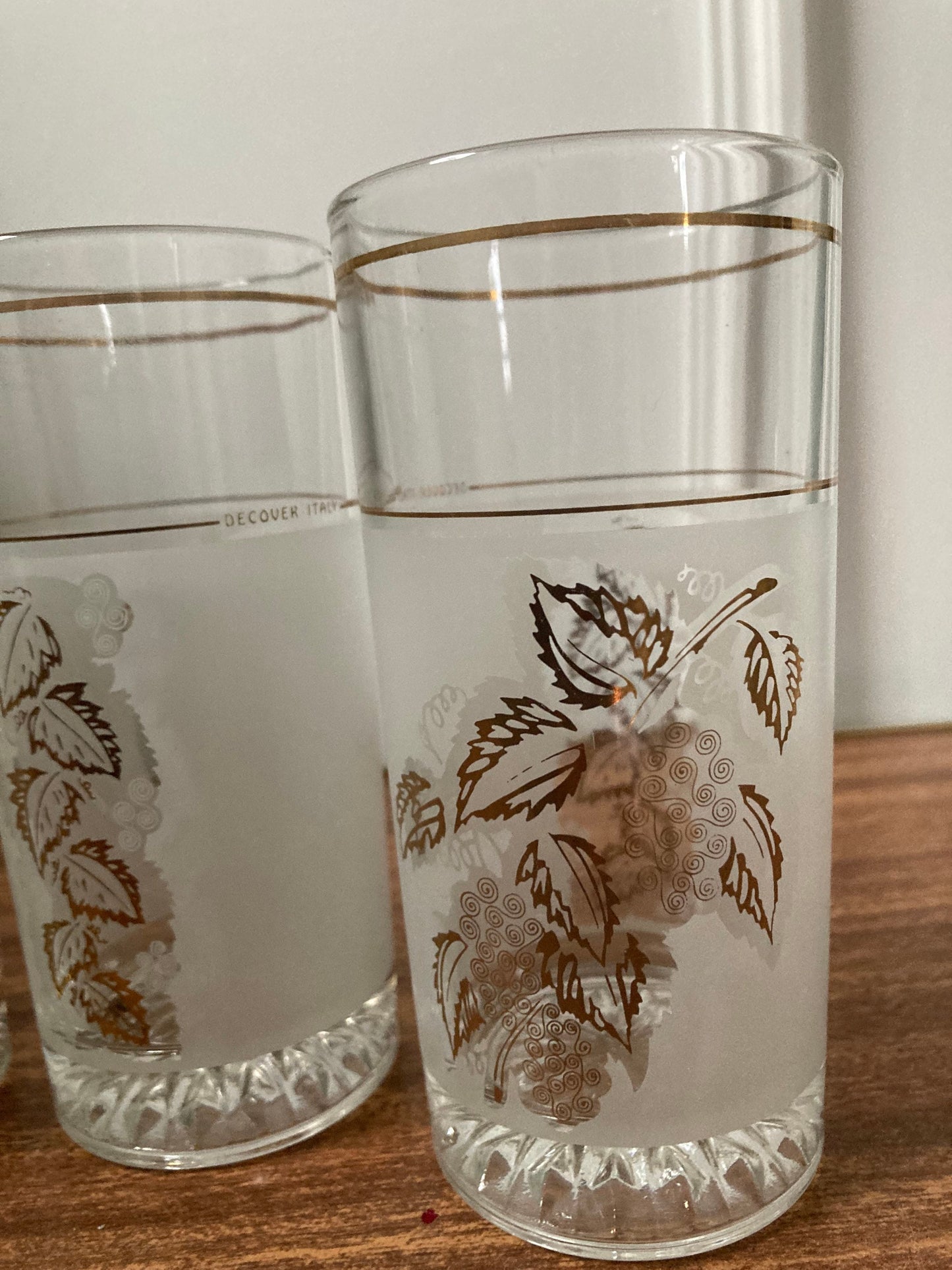 Vintage Frosted Glass tumblers, Frosted Glass Gold Grape Leaf Design , vintage tumblers, Retro gold tumblers, Italian vintage tumblers