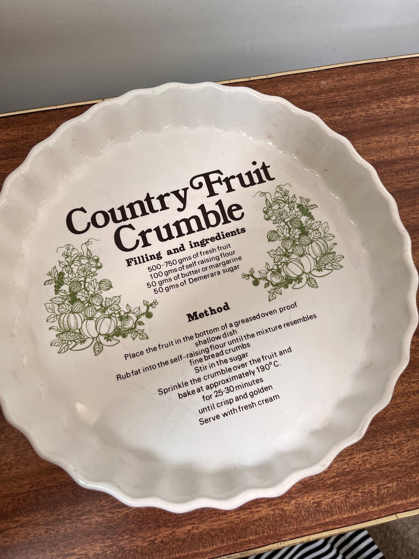 Vintage fruit crumble dish, baking  dish, vintage crumble dish, shallow quiche dish, mid century cookware